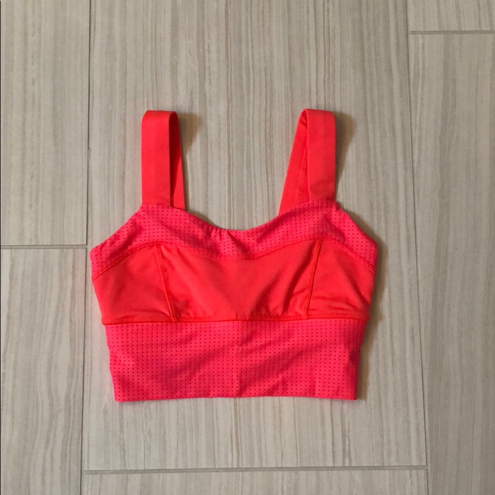 Size 4 lululemon sports bra!